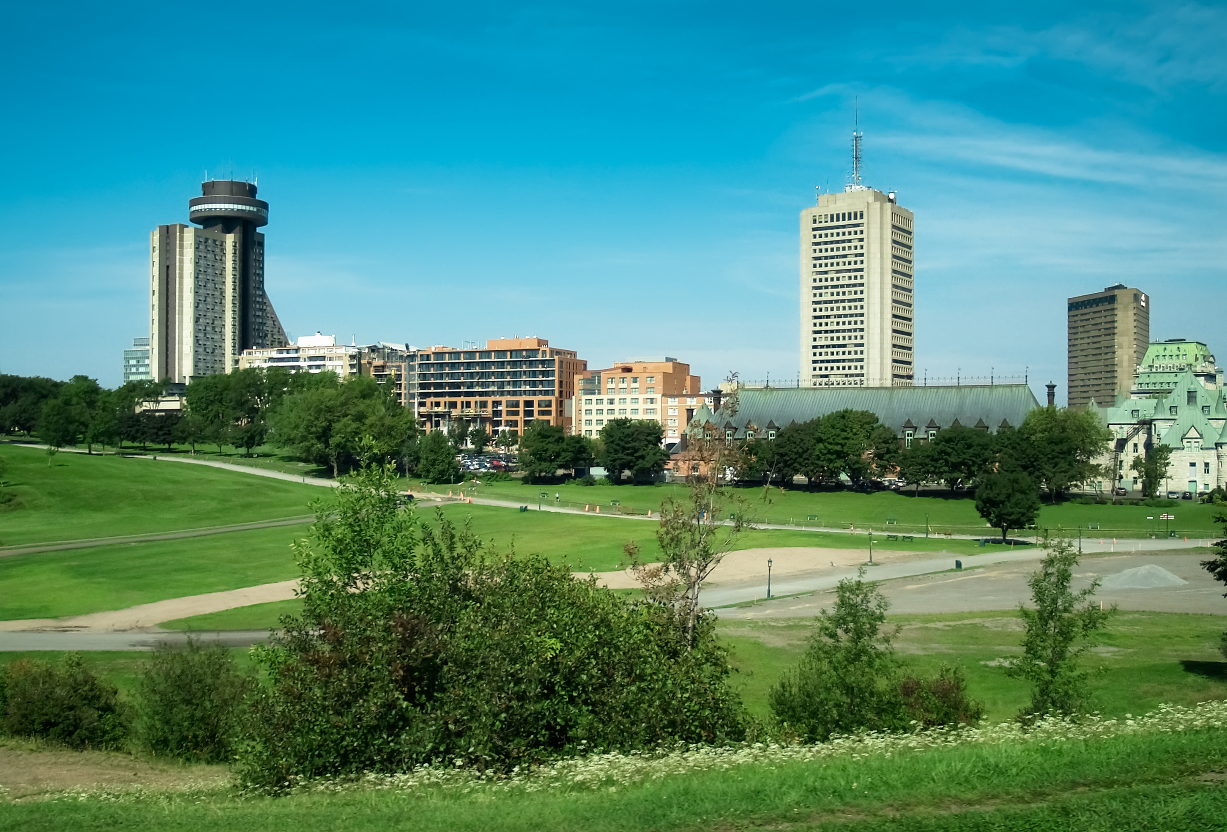 Les 5 plus beaux parcs de la ville de Québec pour relaxer, pique-niquer et bouger